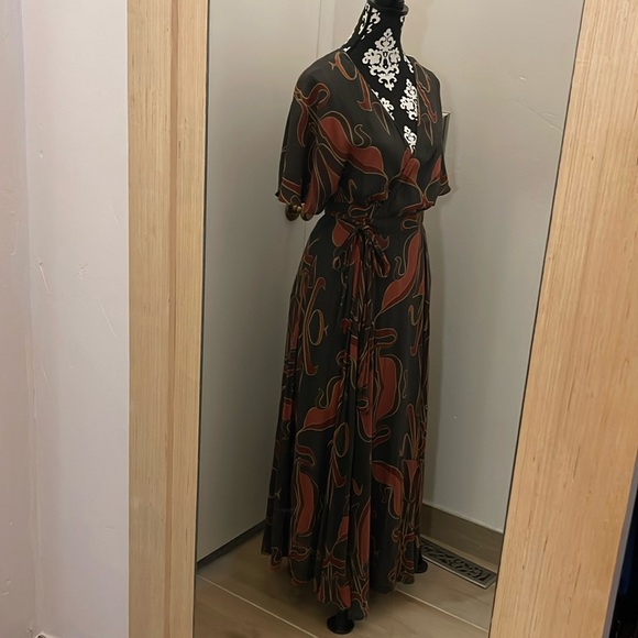 Free People Printed Wrap Maxi Dress size small/P - Picture 3 of 10